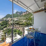 De Vivo Realty - Santoro Apartment