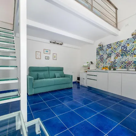 Santoro - De Vivo Realty Sorrento Позитано