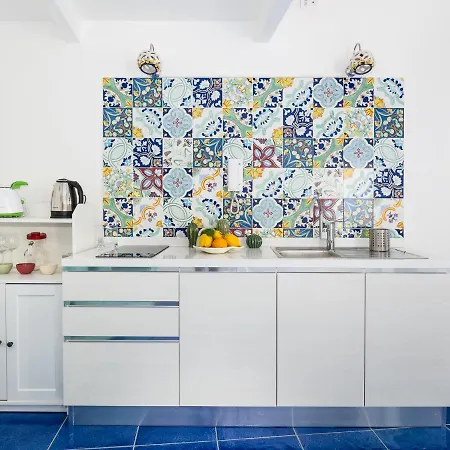 Santoro - De Vivo Realty Sorrento Позитано