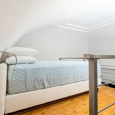 Апартаменты Santoro - De Vivo Realty Sorrento